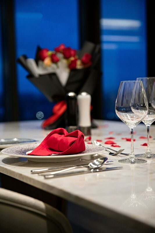 Romantic London Dinners with Duo Escorts